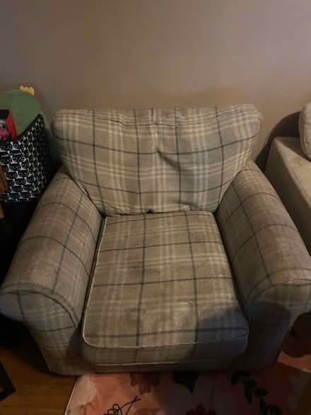 Photo of free Check armchair (M14) #1