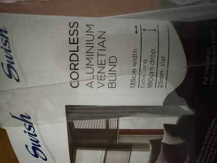 Photo of free Red cordless Venetian blind (Elm Park RM12) #1