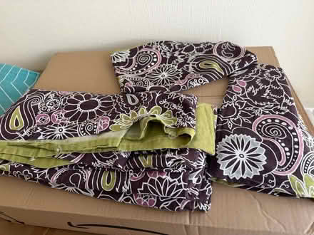 Photo of free Duvet and fitted sheets x 4 (Hitchin SG4) #1