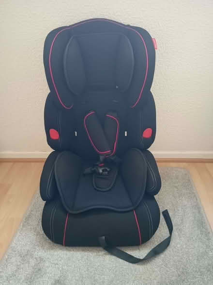 Photo of free Child car seat (Mamas and Papas. (Bilton CV22) #1