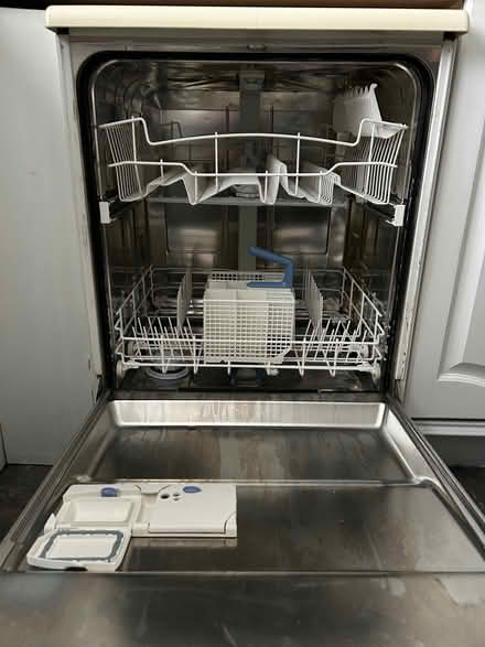 Photo of free Dishwasher (Chiswick W4) #2