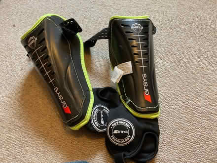 Photo of free Hockey shin pads Grays (Stonehouse GL10) #1