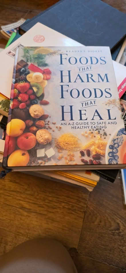 Photo of free Foods that harm Foods that Heal Hardback book (Pendeen TR19) #1