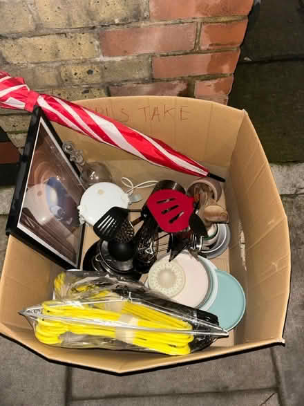 Photo of free Lots of kitchen items (London SW12) #1