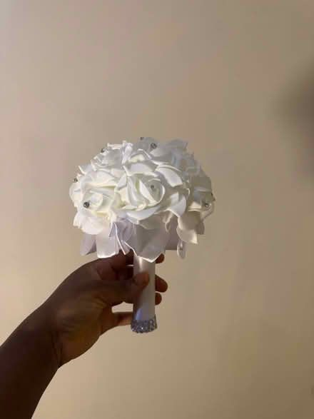 Photo of free Artificial bouquet (SR4 6TH) #3
