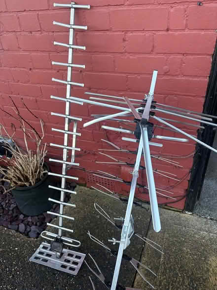 Photo of free metal Ariel’s for scrap ng53hq (Sherwod NG5) #1