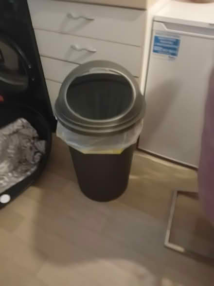Photo of free bin (horsham RH12) #2