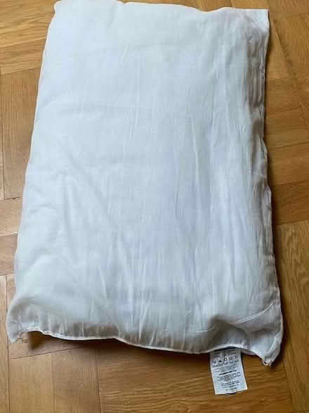 Photo of free Hollowfibre pillow -clean! (Thames Ditton KT7) #1