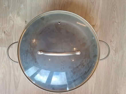 Photo of free Shallow casserole dish with lid (Ladygrove OX11) #3