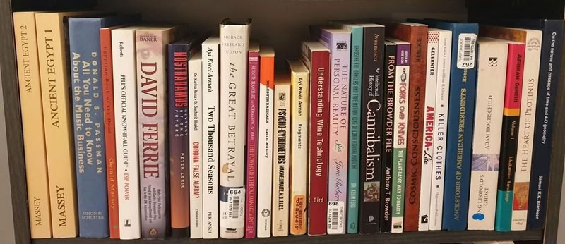 Book shelf of free books