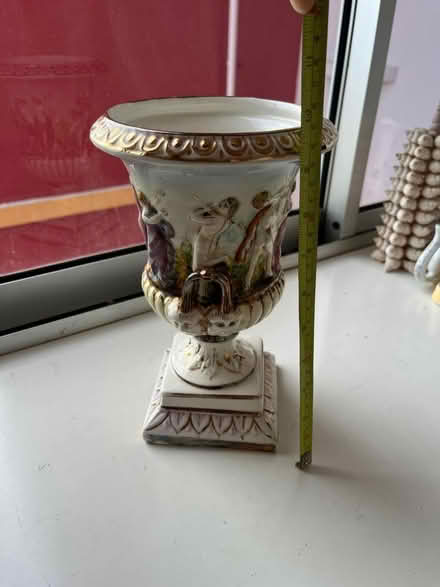 Photo of free Vases, random collections (Upper thomson) #1