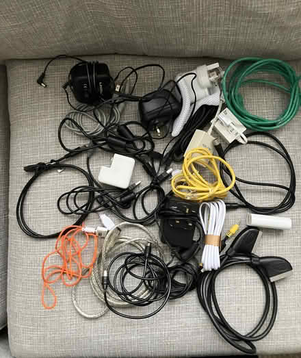 Photo of free Random collection of cables (W4 Chiswick) #1