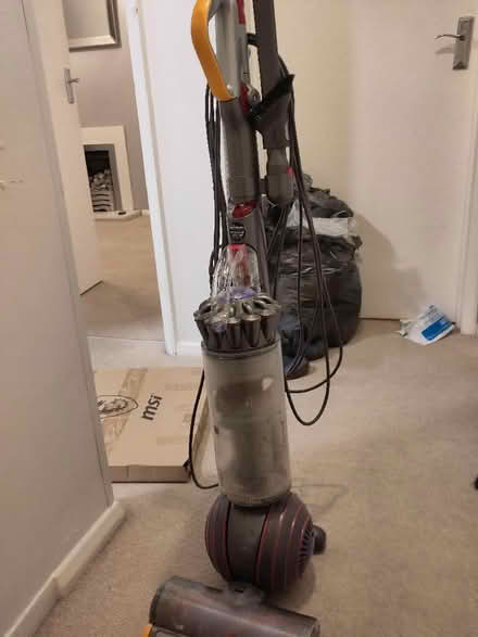 Photo of free Dyson ball vacuum (Boxmoor HP1) #1