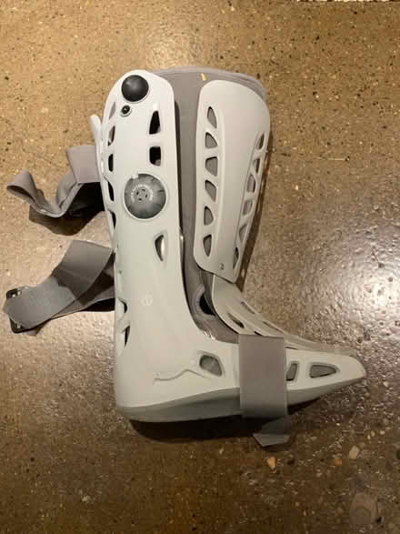 Photo of free Medical air boot (East End Toronto) #1