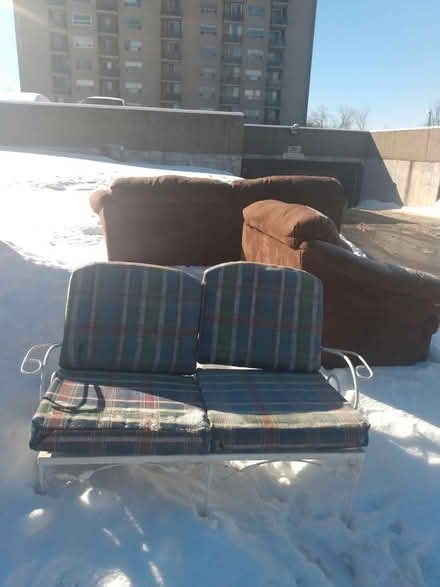 Photo of free Furniture Curb Alert Garbage Friday (Near Baseline Rd. & Clyde Ave.) #4