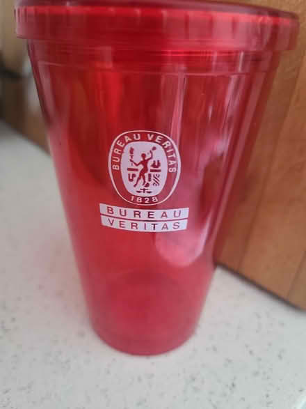 Photo of free Drink container screw on cap (Mississauga Ontario Canada) #1