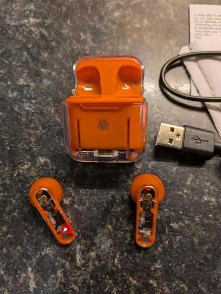 Photo of free Ear pods (West End LA4) #1