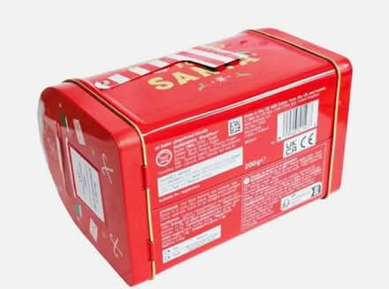 Photo of free Empty Christmas biscuit tin (East molesey) #3