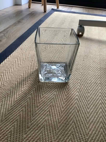 Photo of free Square based glass vase (Ballards CR2) #1