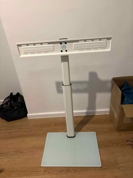 Photo of free Tv stand (Hendon NW4) #1