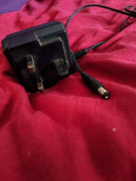 Photo of free AC Adapter Barrel Jack 5.5mm 2.1mm From Speakers 9V 300mA (CT9) #1