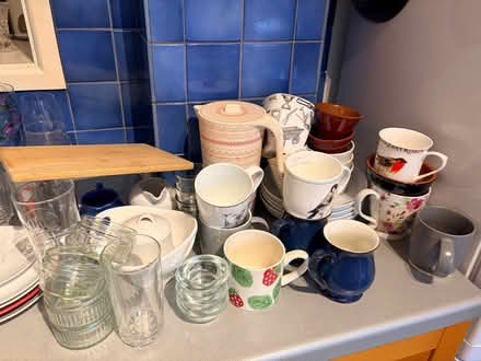 Photo of free Various kitchen bits and bobs (Starling BL8) #1