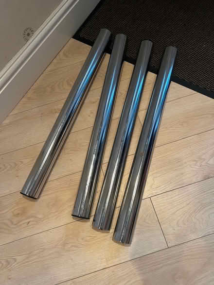 Photo of free Glass dining table with 6 chairs (Hinckley LE10) #2