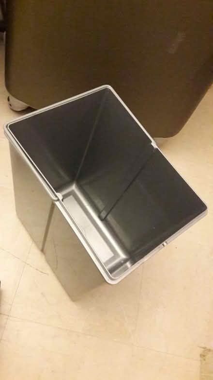 Photo of free Bin (N1, Zone 1 camden) #2
