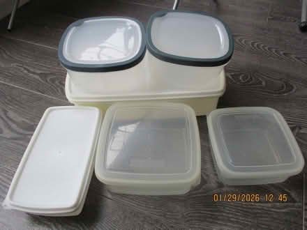 Photo of free Containers with lids (CT11) #1