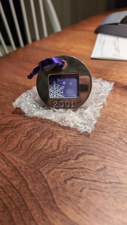 Photo of free Dated Ornament (Trafalgar/River Oaks, Oakville) #1