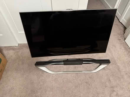 Photo of free 48 inch Samsung Smart HDTV (Capitol Hill) #1