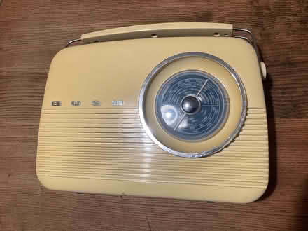 Photo of free Bush Retro style Radio (Dunkeswell) #1