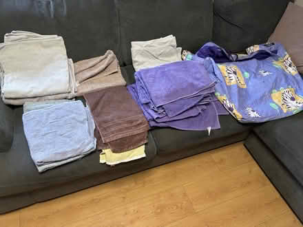 Photo of free A selection of towels and carrier (Ladygrove Didcot OX11) #1