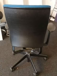 Photo of free Blue office chair (SE19) #3