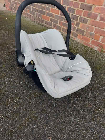 Photo of free Baby car seat (Panshanger AL7) #1