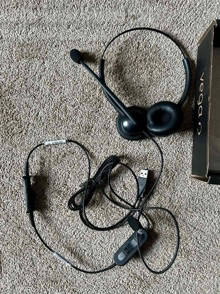 Photo of free Vega usb headset with microphone (South Acton, W4) #3