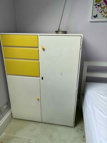 Photo of free Kids Wardrobe. Must collect Saturday 31st January (Forest Hill OX33) #1