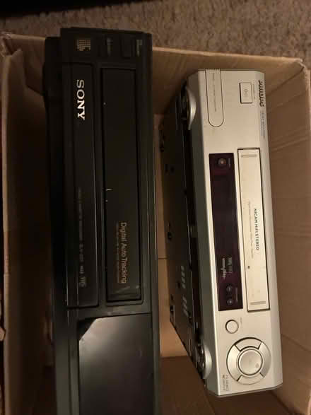 Photo of free 2 x vcr recorders with VCR tapes (aylesbury HP19) #3