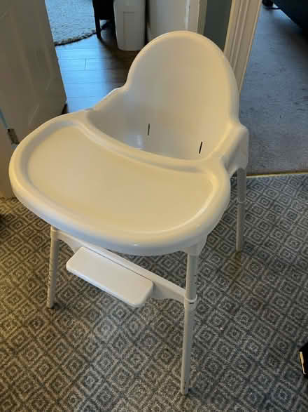 Photo of free High Chair (CH45) #1