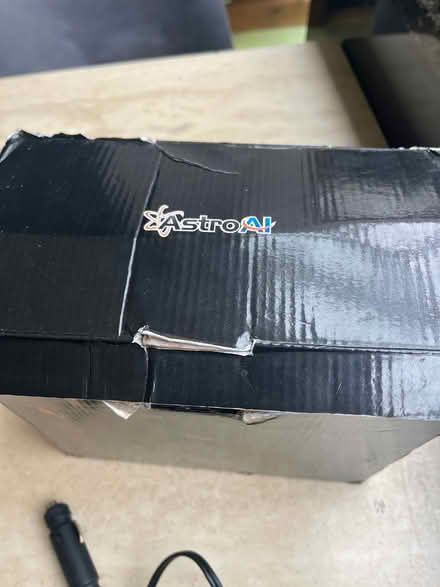 Photo of free Portable Air Compressor/NOT working (Heswall CH60) #3