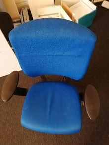 Photo of free Blue office chair (SE19) #2