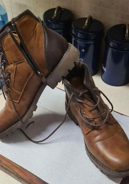 Photo of free Men's boots (CM17) #1