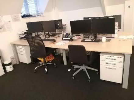 Photo of free Bank of 4 desks ready to collect (SE19) #2