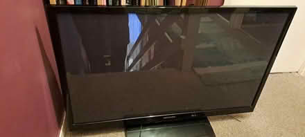 Photo of free Samsung 43" TV (Hayes Ub4 0az) #1