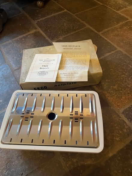 Photo of free Vintage Ekco double hot plate (Glasbury HR3) #1
