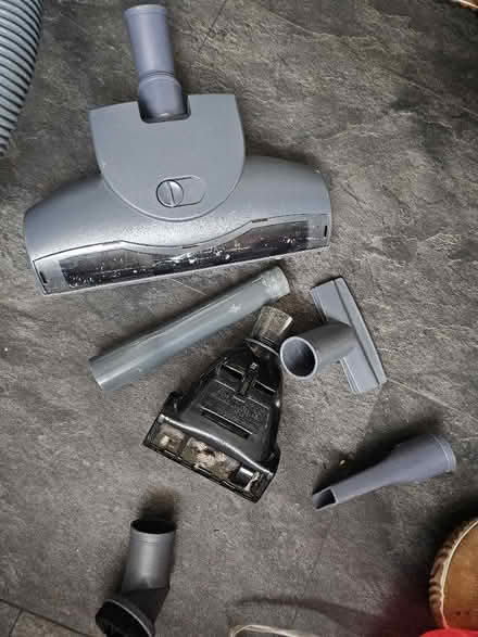 Photo of free Vax vacuum cleaner (Stourport on Severn DY13) #3
