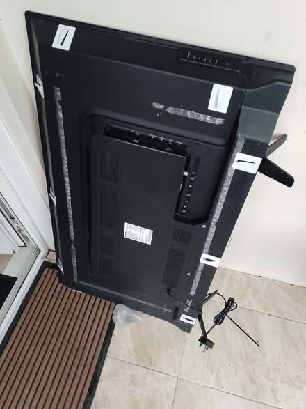 Photo of free 43" Philips HDTV (Biggar ML12) #4