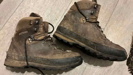 Photo of free Men's Altberg Hiking Boots Size 8 (PL1) #2