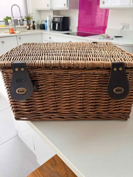 Photo of free Wicker hamper (Wallington SM6) #1