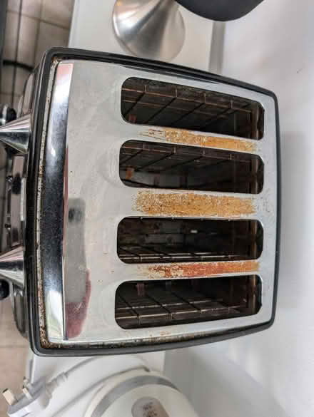 Photo of free Toaster (B45 Frankley) #2